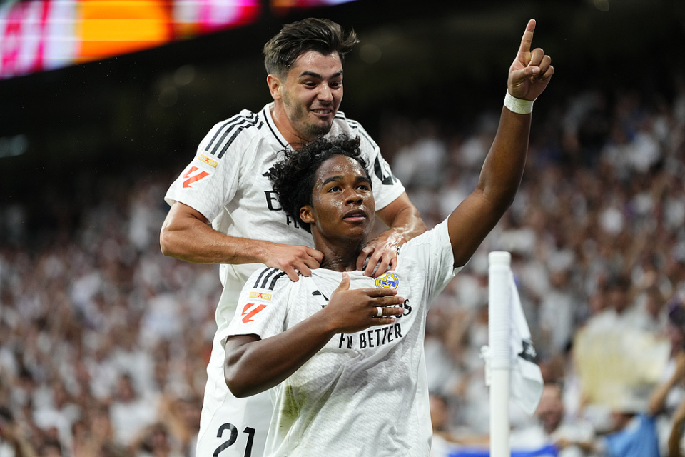 后防线上, 隆索算是体, 其他巨星