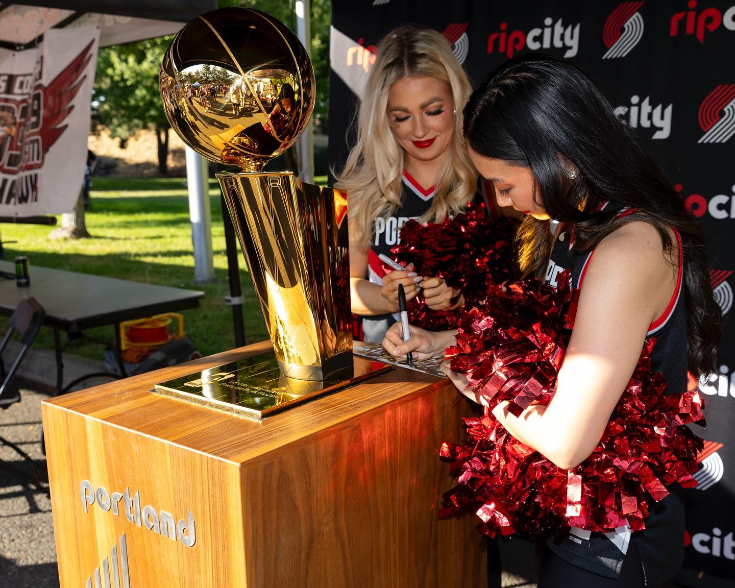 AA, 球嘉年华活, alt